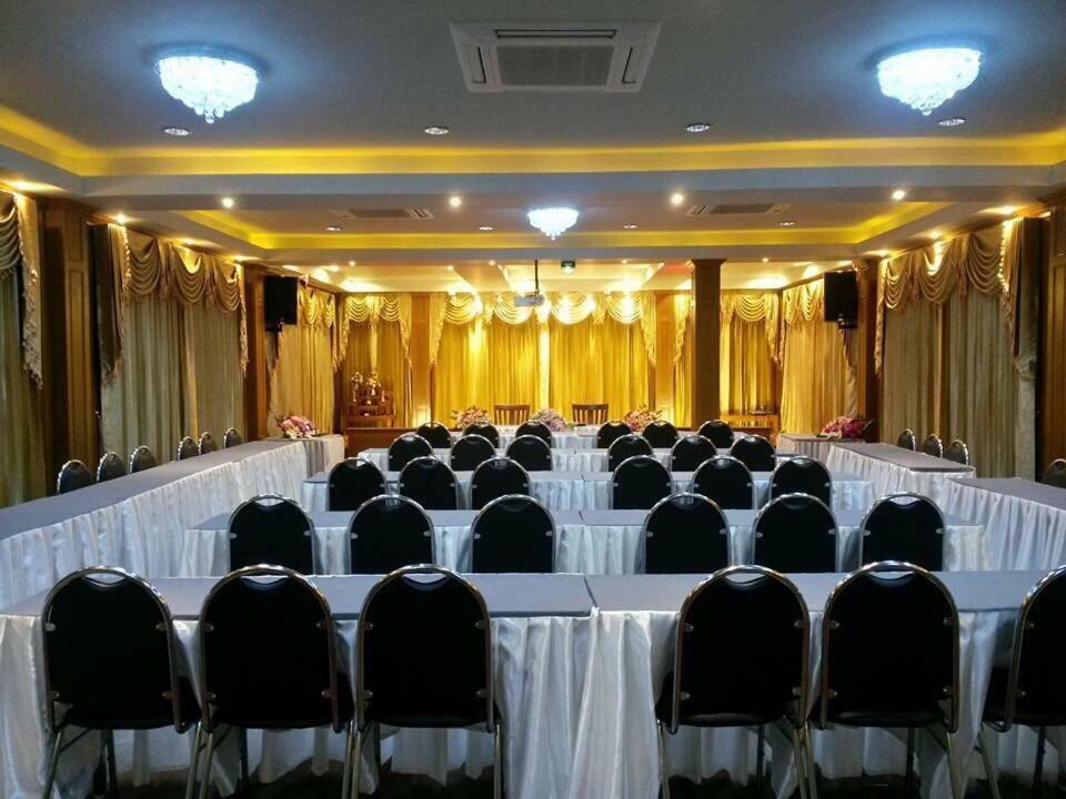 Hugpua Hotel Nan Kültér fotó